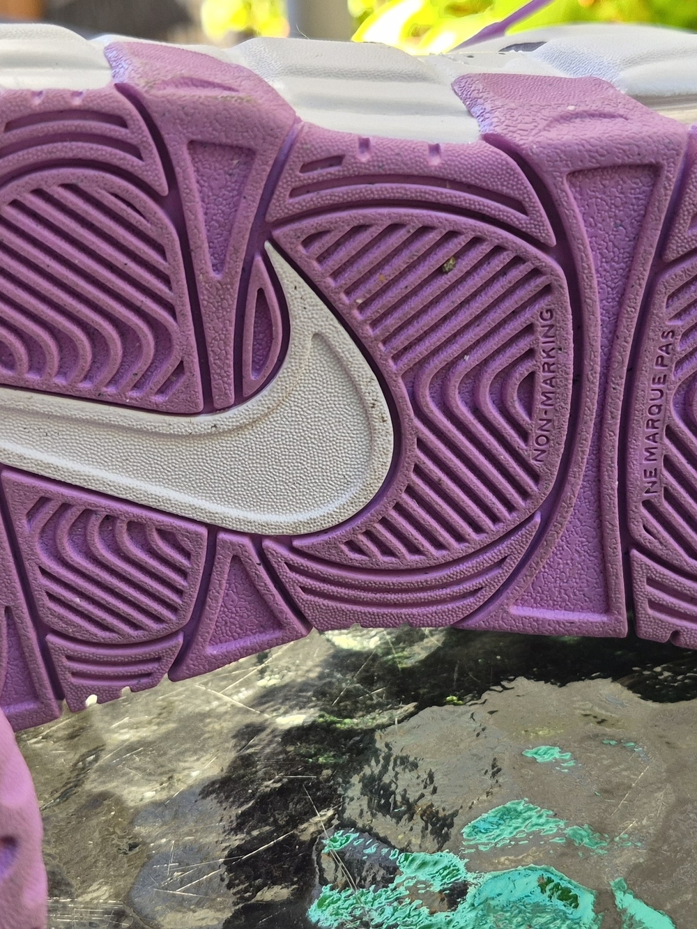 Nike Kids' White and Pink AIR Basketball Shoes - Picture 10 of 13